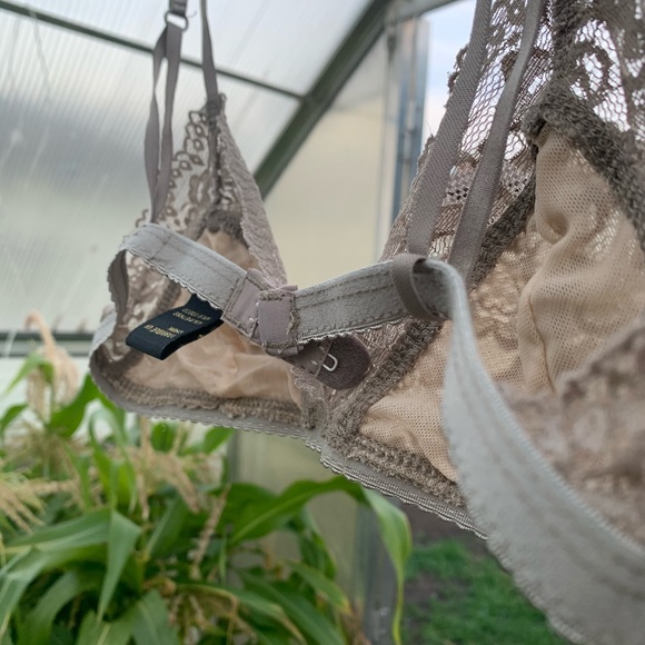 ✨Cute Lacy Grey Bralette Bundle Sale!!✨4/30 - Picture 7 of 8